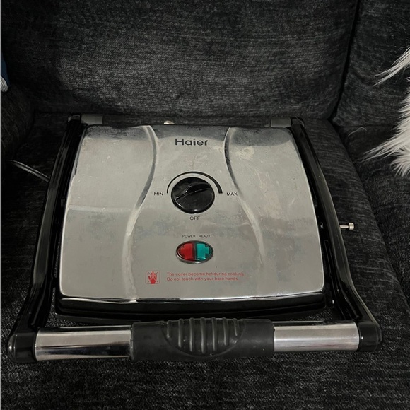 Haier Panini Grill - Picture 1 of 4